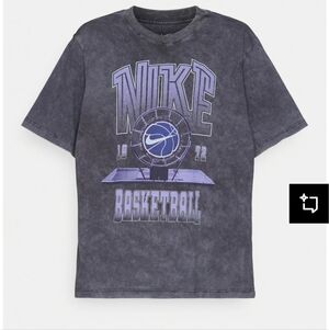 Nike Basketball Tee NWT